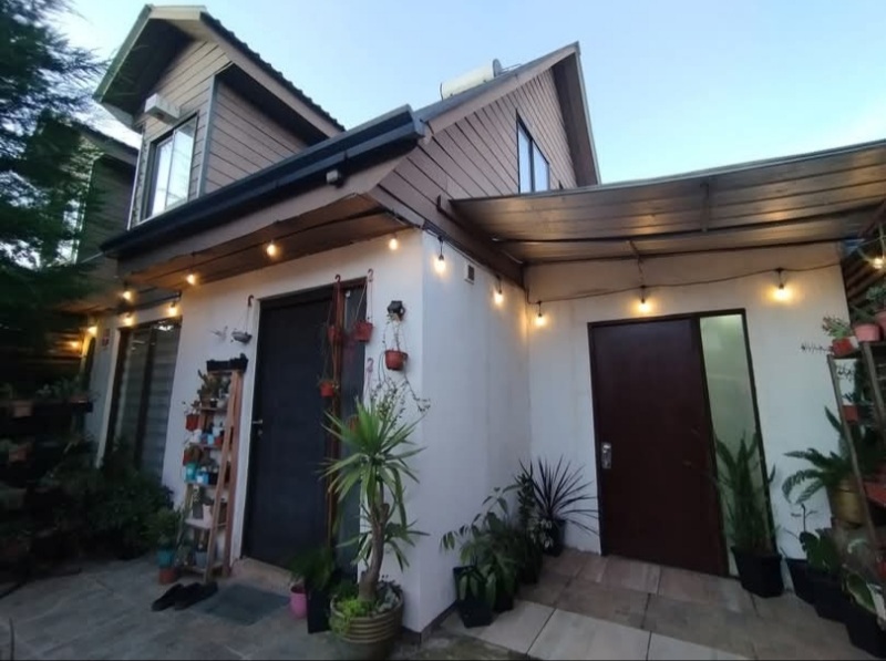 Se vende hermosa casa ubicada en Sector Sur Oriente de Talca.